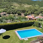 Apartamento Cozy In 25 M² Lovely Garden Valencia de Alcántara