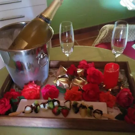 Cozy In 25 M² Lovely Garden * Valencia de Alcantara