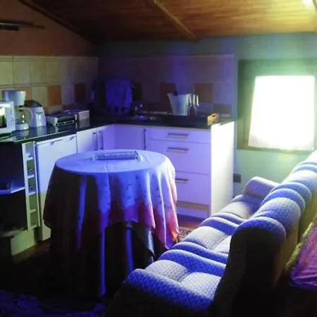 Apartment Cozy In 25 M² Lovely Garden