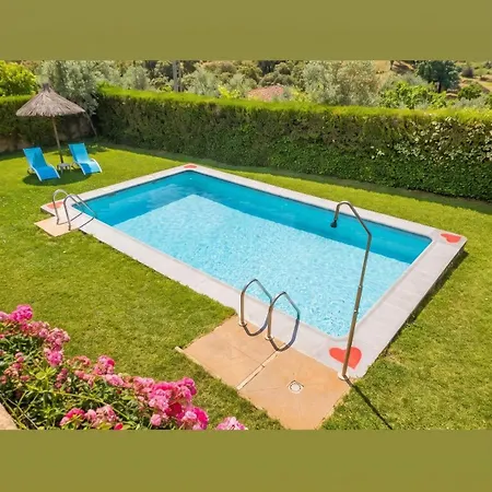 Cozy In 25 M² Lovely Garden شقة *
