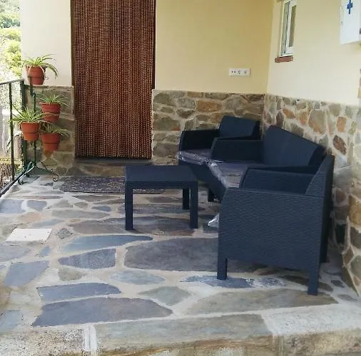 Cozy In 25 M² Lovely Garden Апартаменты *