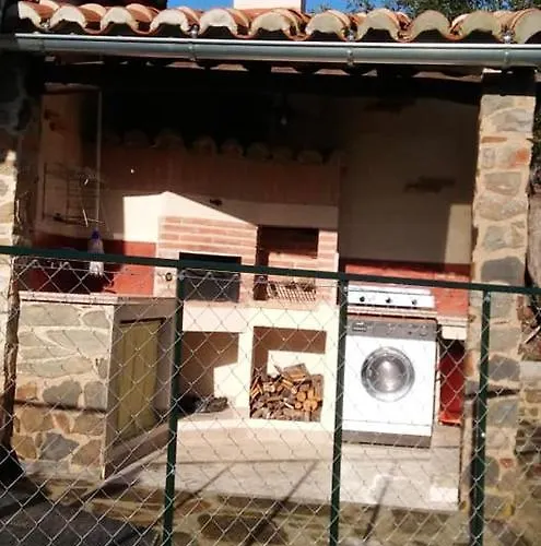 Cozy In 25 M² Lovely Garden * Валенсия-де-Алькантар