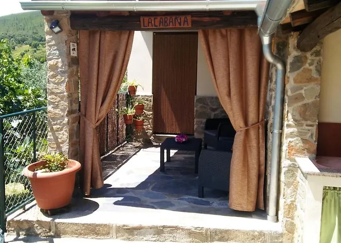 Cozy In 25 M² Lovely Garden * Валенсия-де-Алькантар