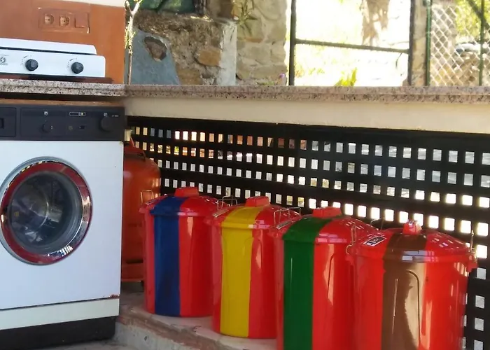 Апартаменты Cozy In 25 M² Lovely Garden Валенсия-де-Алькантар